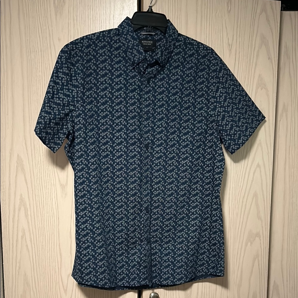 Nordstrom Blue Casual Button Down Shirt with Chevron Pattern